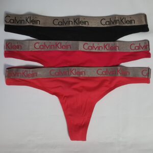 Dámské tanga Calvin Klein QD3560E 3 KUSY