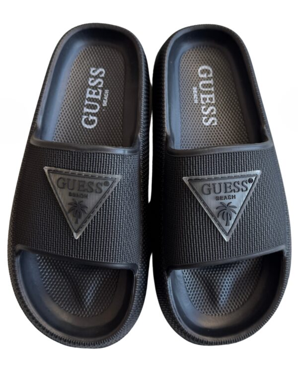 Dámské černé nazouváky GUESS E4GZ27